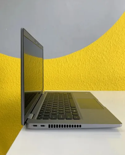 Dell Latitude 5430 (2022) Core i7-1255U | RAM 16GB | SSD 512GB | 14 inch FHD (1920 x 1080) - Like New 99%